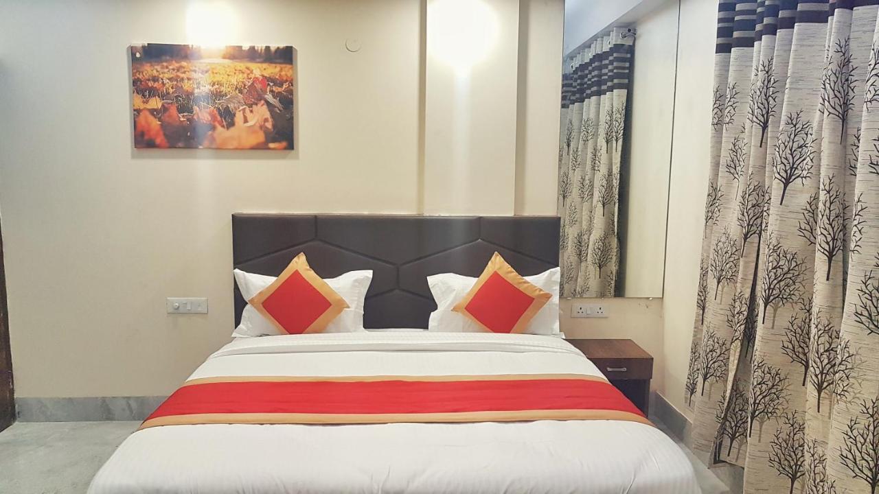 Hotel Delhi Aerocity New Delhi Buitenkant foto