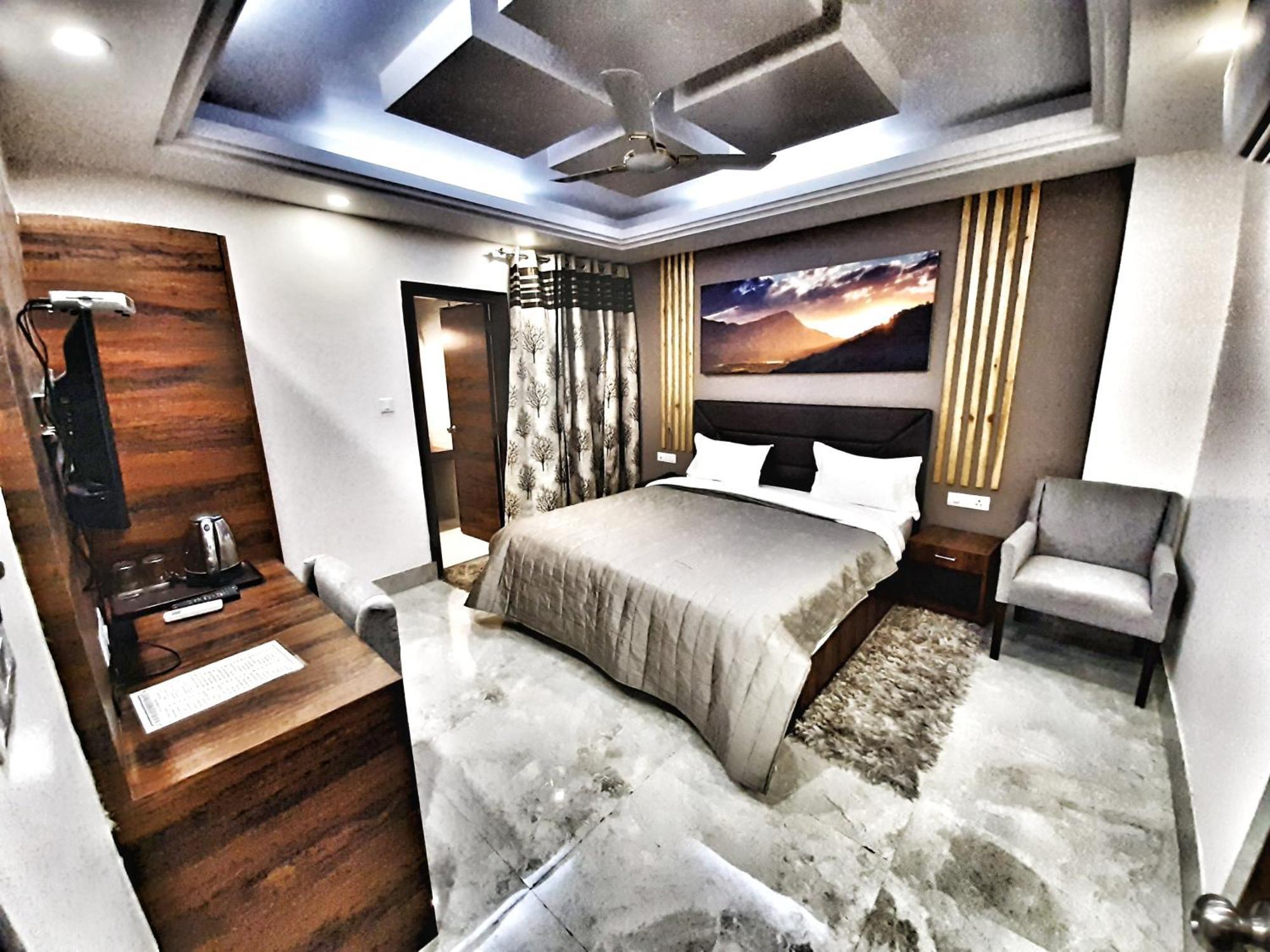 Hotel Delhi Aerocity New Delhi Buitenkant foto
