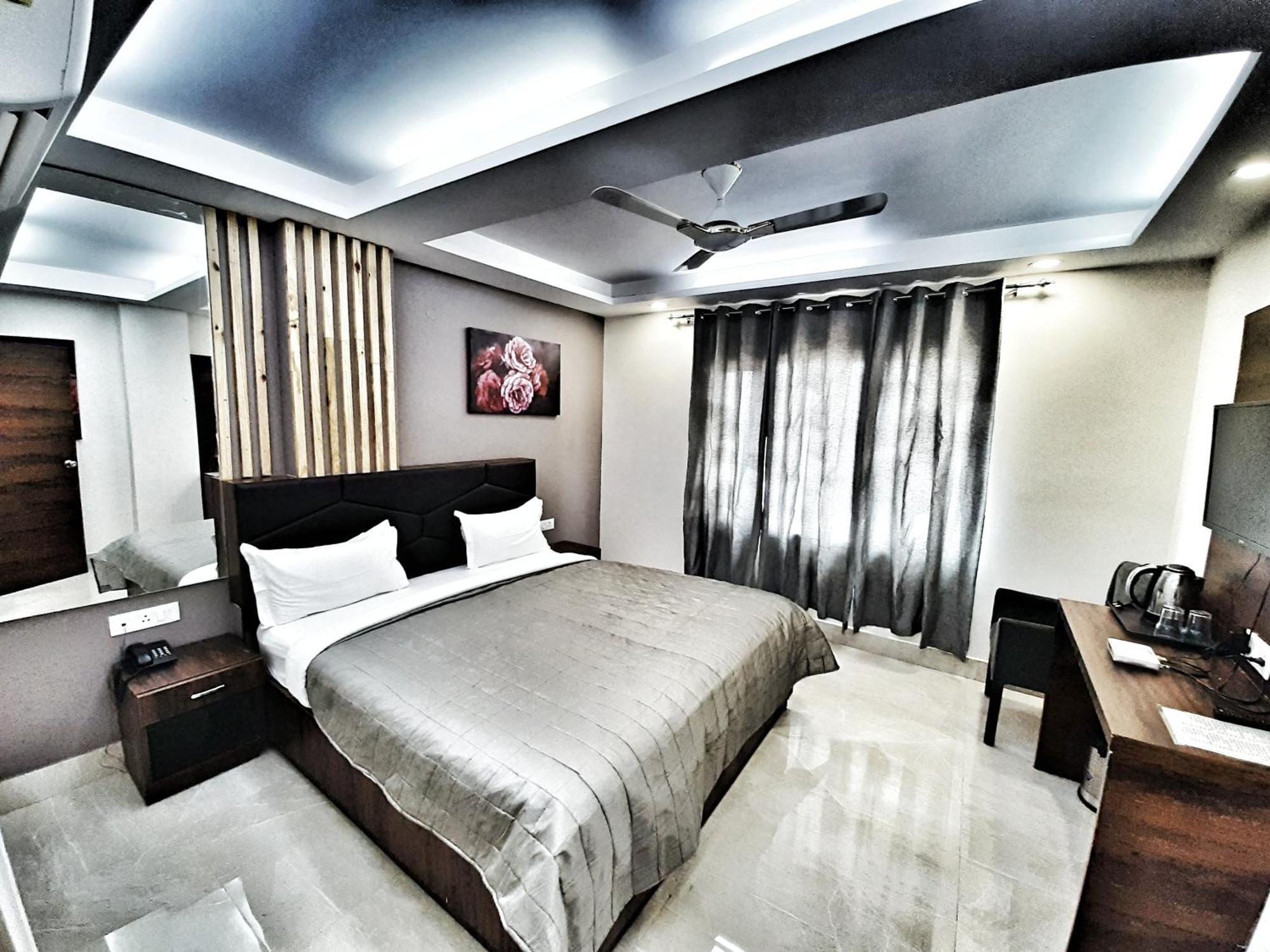 Hotel Delhi Aerocity New Delhi Buitenkant foto