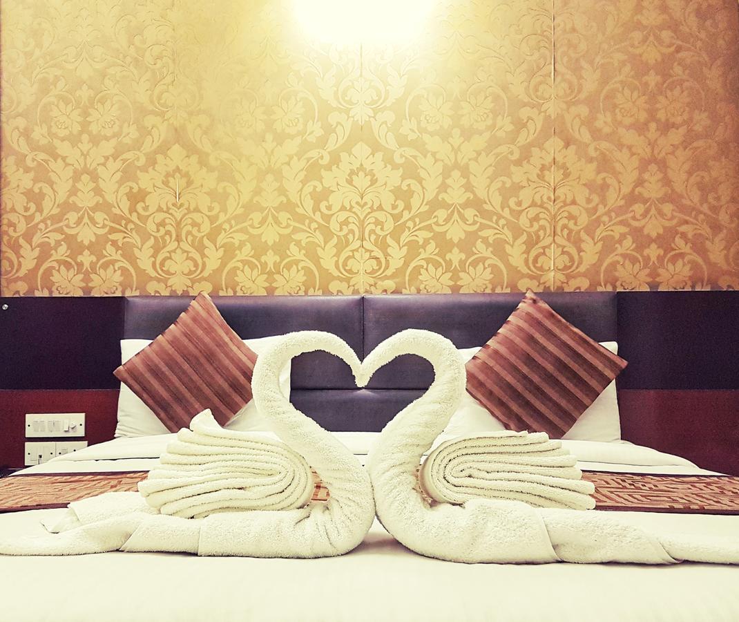 Hotel Delhi Aerocity New Delhi Buitenkant foto