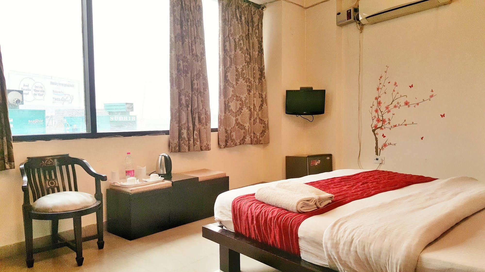 Hotel Delhi Aerocity New Delhi Buitenkant foto